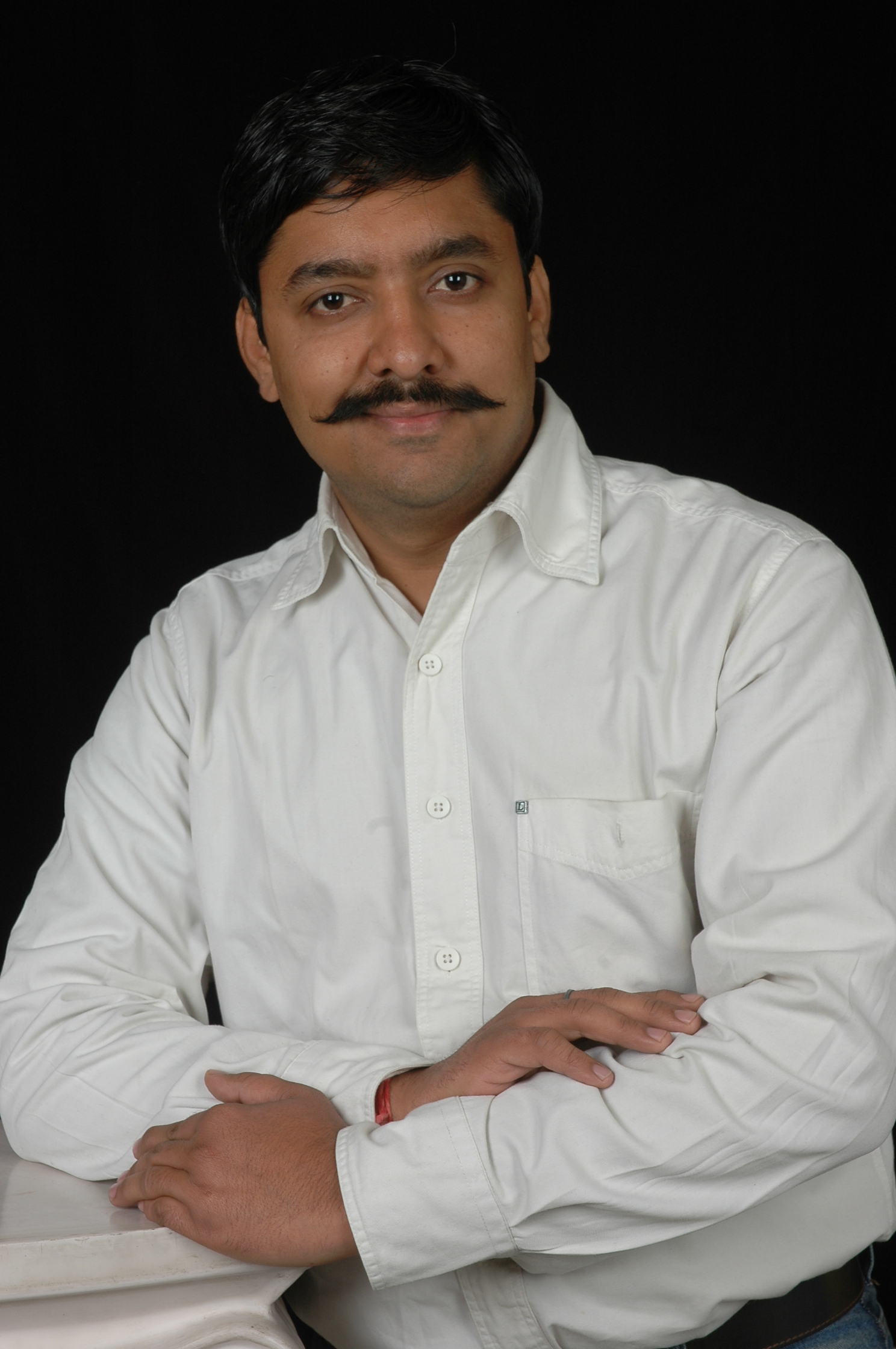 dr.vivek bhardwaj